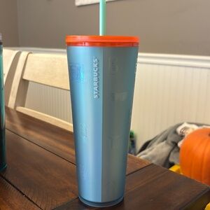 24 oz Starbucks cup